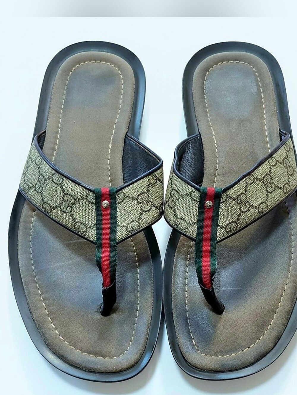 GUCCI Men's Brown GG Monogram Sheri Stripe Thong/Slides/Sandals Size 10 to 10.5